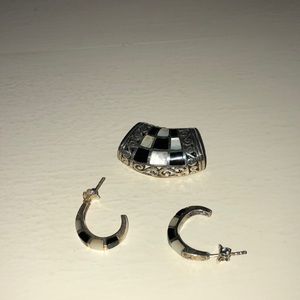 3 pc pendant and earring set black,white &silver